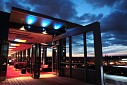 Cloud 9 sky bar & lounge